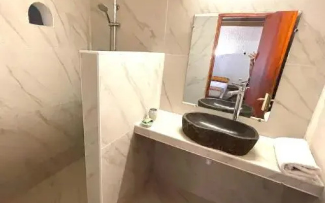 African Queen Lodge