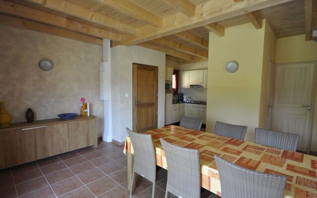 Well-kept, Detached Holiday Home With air Conditioning