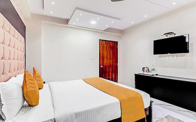 FabHotel Emora Suites