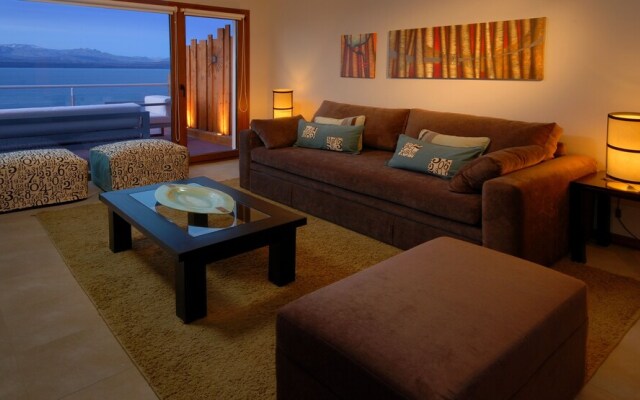 Huge Balcony and Amazing View AT2