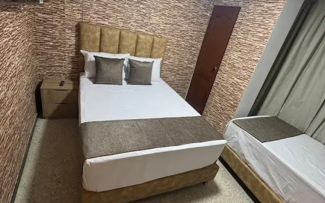 Hotel Pereira Central
