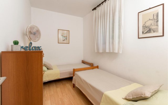 Nice Apartment in Pula With 2 Bedrooms and Wifi