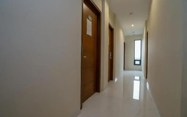 OYO 1574 U_xpress Hotel