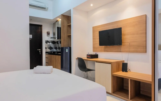 Simply Minimalist Studio at Casa De Parco Apartment – Guest Rooms – Legok