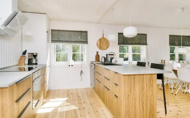 6 Person Holiday Home in Grevinge