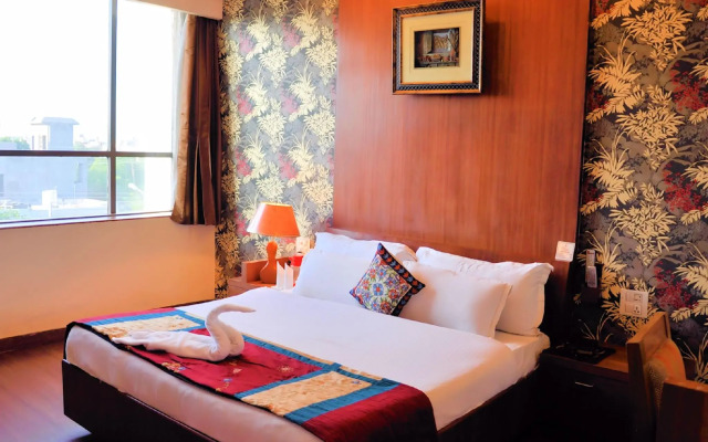 Hotel PR Residency