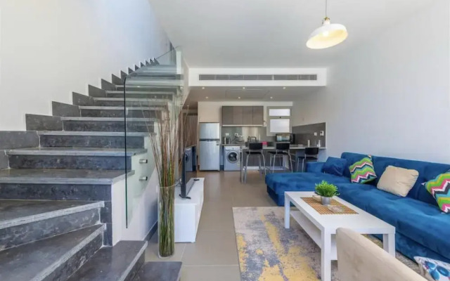 Stunning 2 Bed Apartment in Gouna With Roof