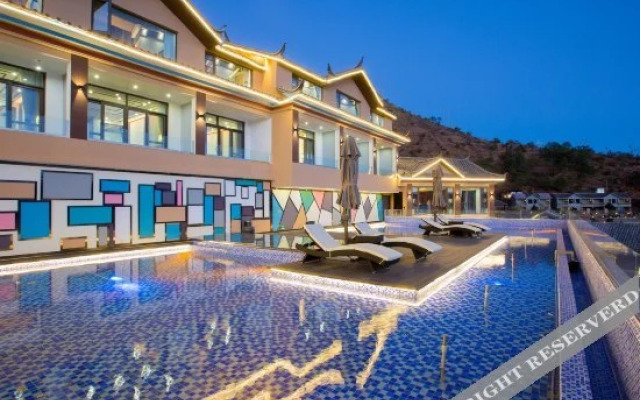 Lugu Lake Yunshang Holiday Hotel