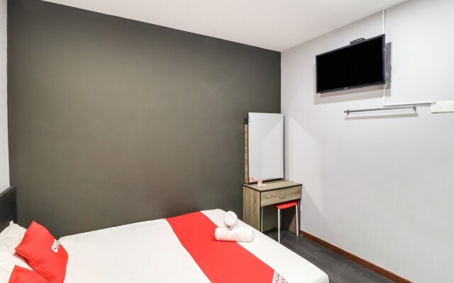 OYO 89381 Moonnight Hotel – Guest Rooms – Batu Caves