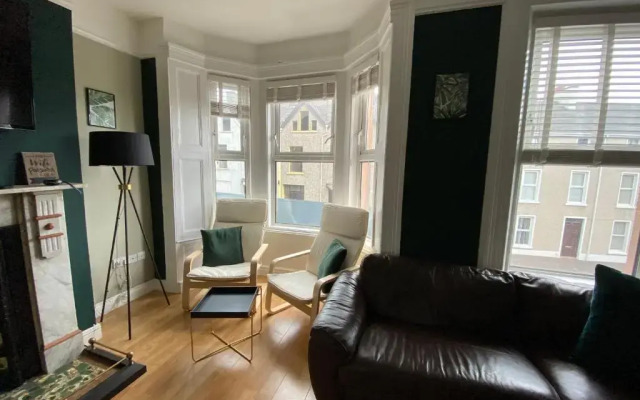 4 Bedroom Portrush Town Centre Holiday Rental
