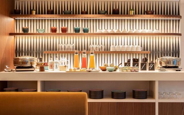 Hotel Yac Paris Clichy, A Member Of Radisson Individuals