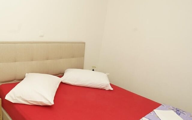 Self Contained 4 Sleeper Apartment in Split