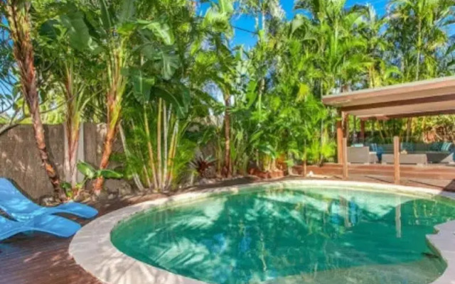 LeeShell Beach Retreat