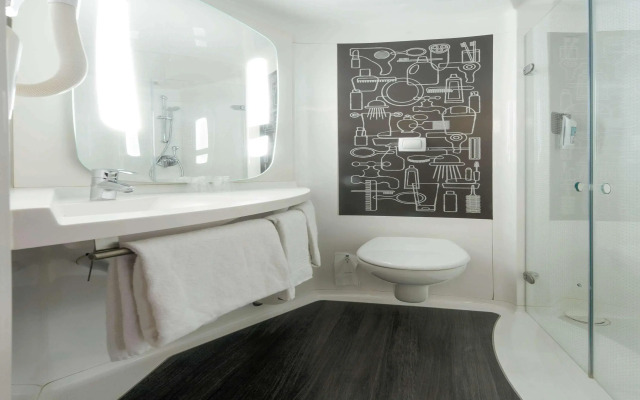 ibis Rouen Centre Champ de Mars