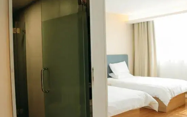 Jiangcheng Hotel (Wuhu Fangte Phase 2 Ocean Park)
