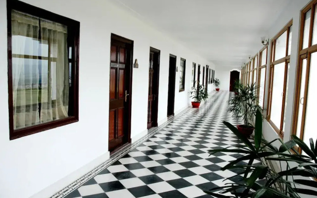 Hari Niwas Palace
