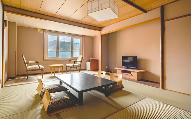 Toyako Manseikaku Hotel Lakeside Terrace