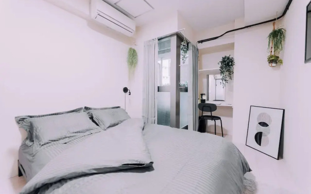 Minimalist Loft 901