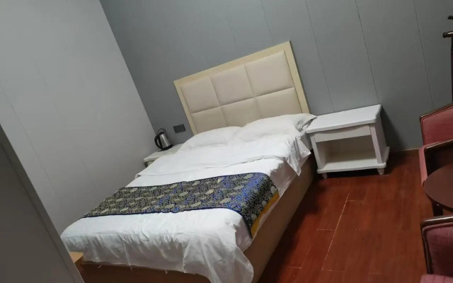 Kunming Huangting Hotel Changshui Airport