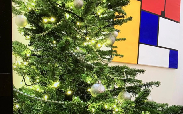 MONDRIAN Luxury Suites & Apartments Market Square IV