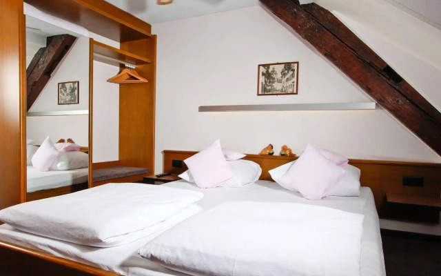ROESLI Guest House