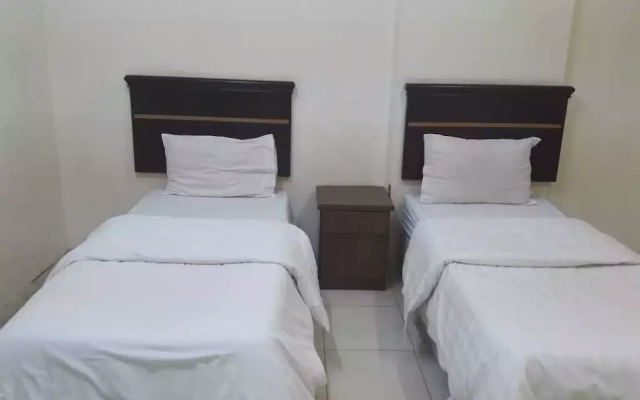 OYO 276 Al Tamayoz Al Raqi Furnished Units 4