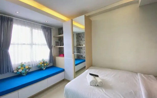 Homey and Clean 1Br Apartment at Parahyangan Residence