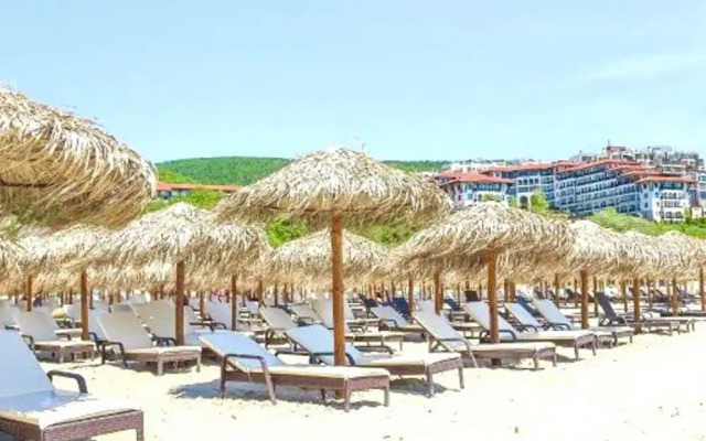 Inviting Modern 1-bed Apartment in Sveti Vlas