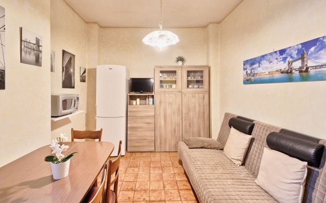 Torino Subway Apartment