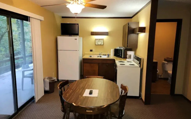 Bar M Resort and Campground