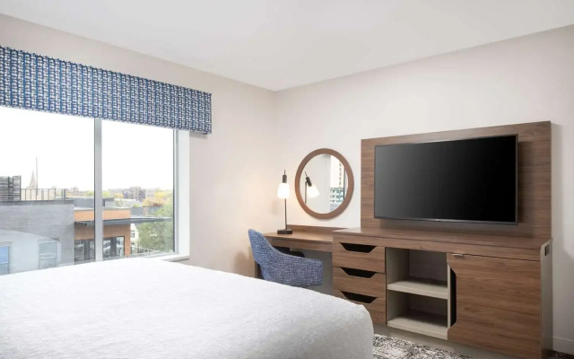 Hampton Inn & Suites by Hilton Rochester Downtown