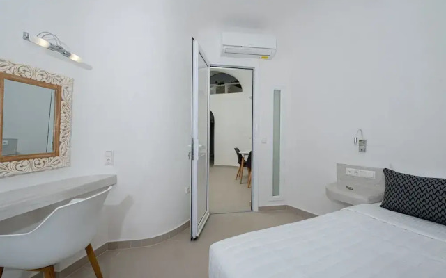 Santoterra Antigua Suites