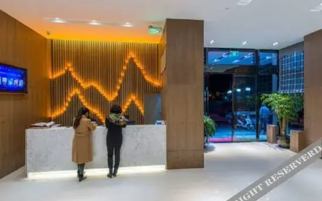 Tuke China Light Residence Hotel (Taishun Huahong Plaza Branch)