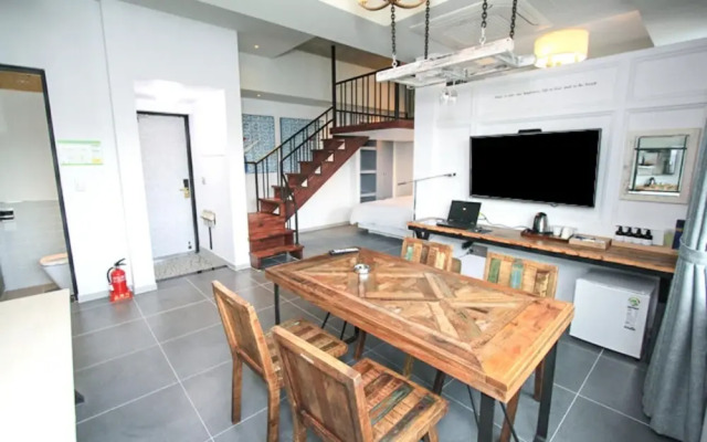 Changwon Palyongdong Praha Hotel