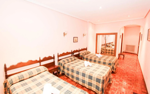 Hotel Castellano Centro