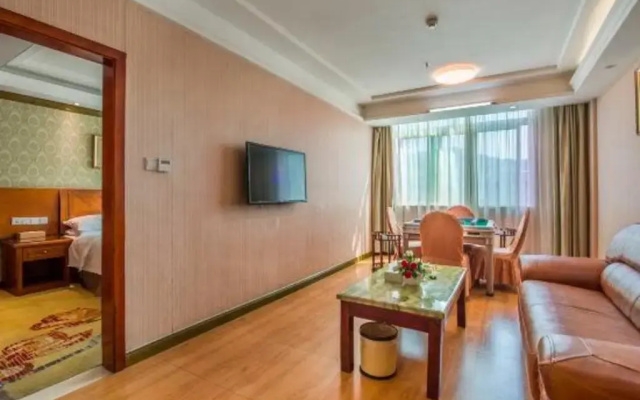 Vienna Hotel Guangdong Huizhou Maidi South Road