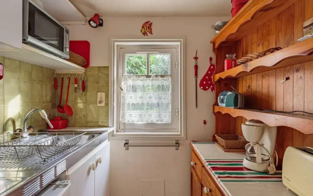 Appartement Saint-Jean-de-Luz, 1 pièce, 2 personnes - FR-1-4-536