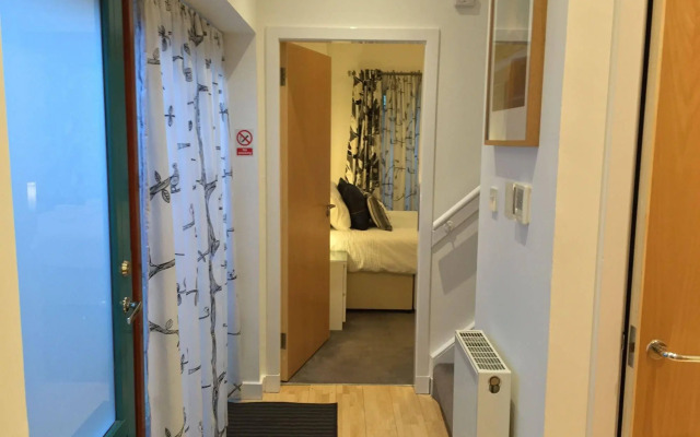 Glasgow Central Skyline Apartment