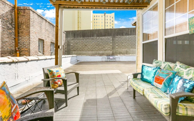 Spacious Condo in the Center of NOLA