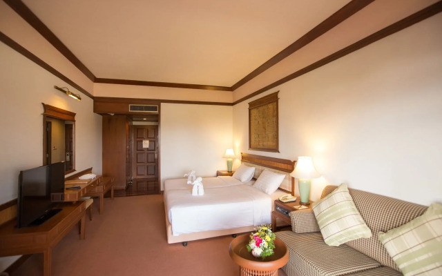 Imperial Golden Triangle Resort (SHA Extra plus)
