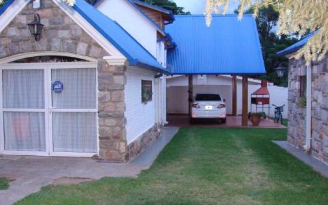 La Casa de Techo Azul