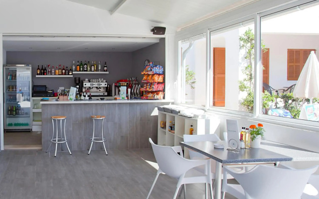 Apartamentos Cristina