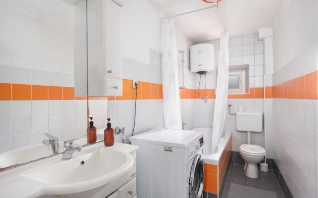 Hanna Cozy Old Stone House