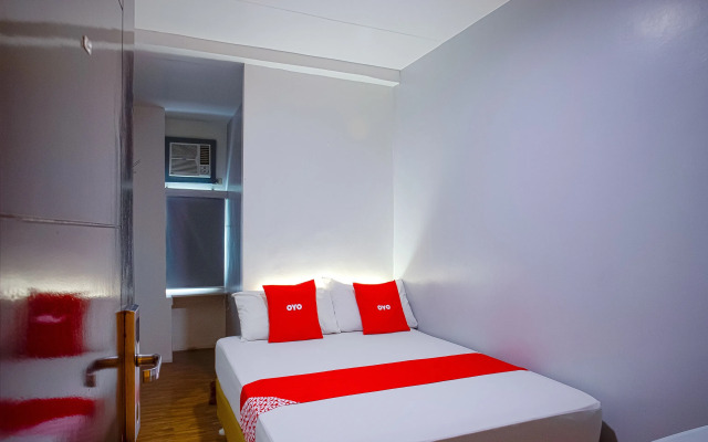 OYO 793 Dg Budget Hotel