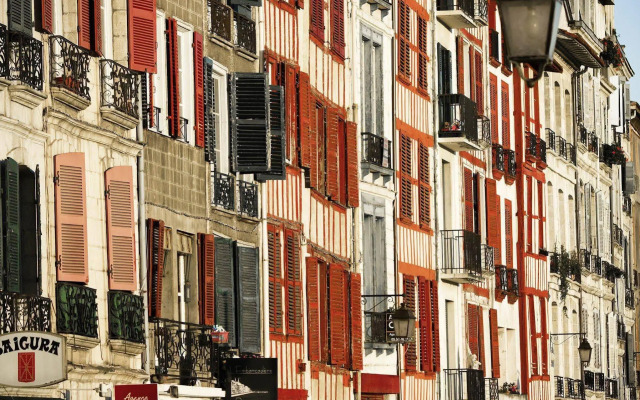 Ibis Styles Bayonne Centre Gare