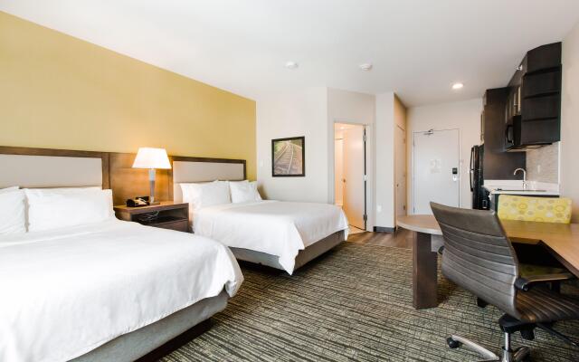 Candlewood Suites West Edmonton - Mall Area, an IHG Hotel