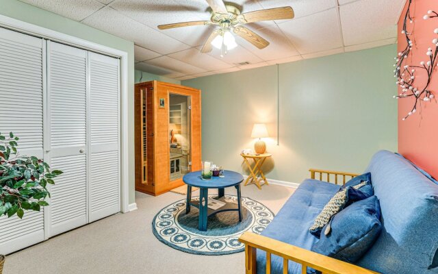 Pet-friendly Hiawassee Cabin w/ Lake Views & Sauna