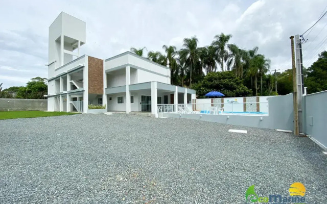 Ecomarine Apart-hotel 800 m Beto Carrero
