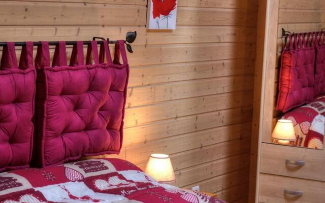 Gîte Saint-Romain-d'Urfé, 5 pièces, 9 personnes - FR-1-496-36