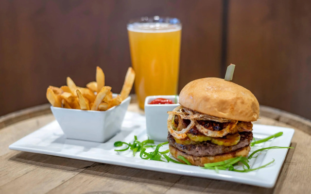 Cambria Hotel Louisville Downtown-Whiskey Row